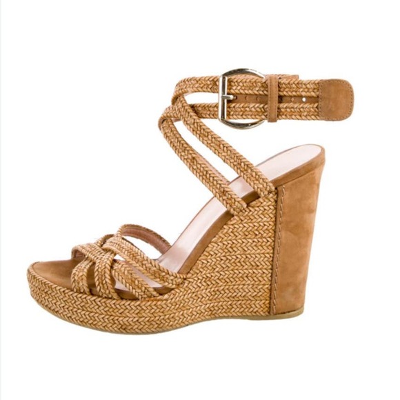 Stuart Weitzman Reins Wedge Sandal Size 9 Tan Camel Strappy Heel Straw Weave - Picture 1 of 16